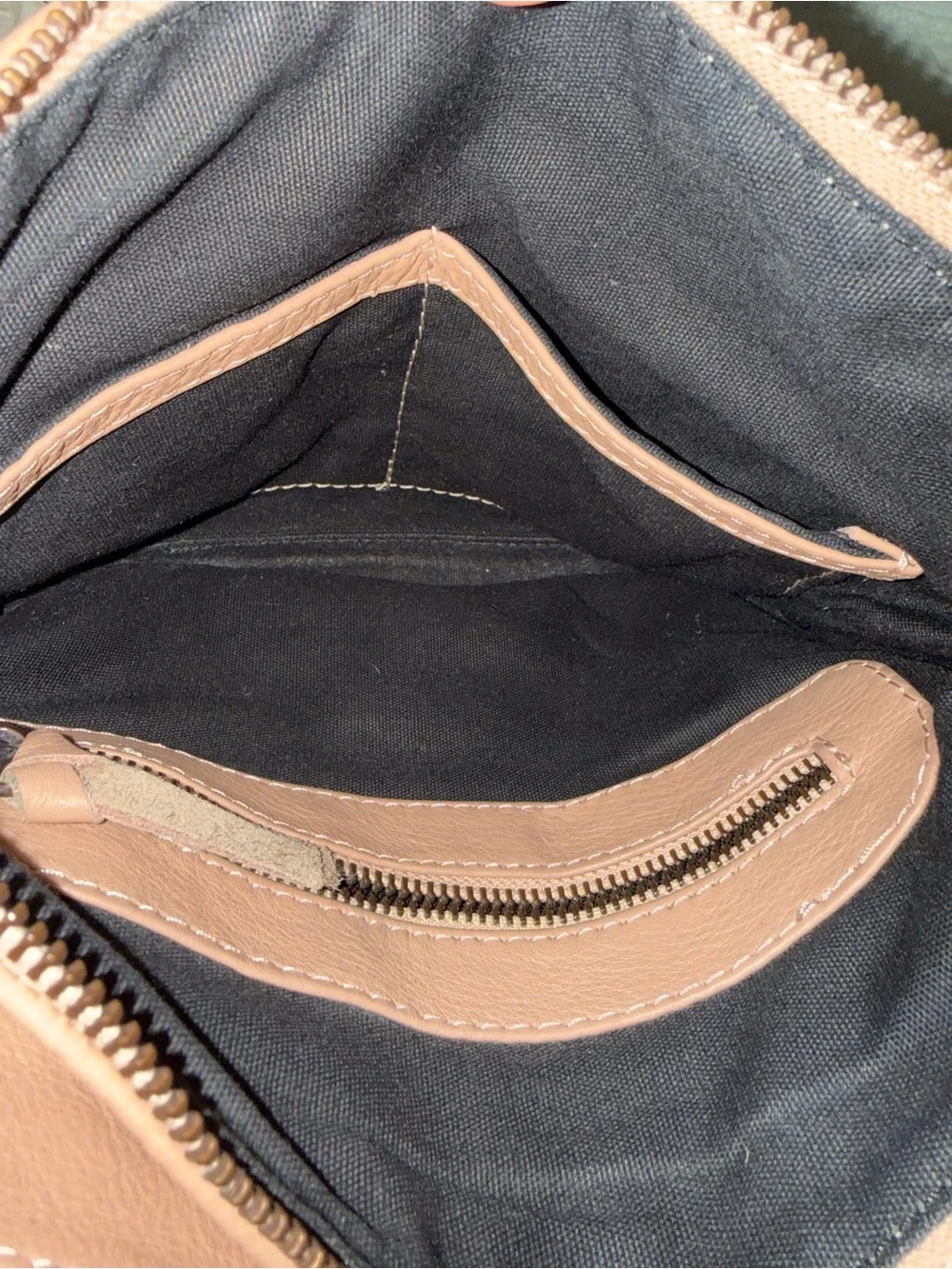 Wanderers Travel Co. Venetian Passport Crossbody Bag